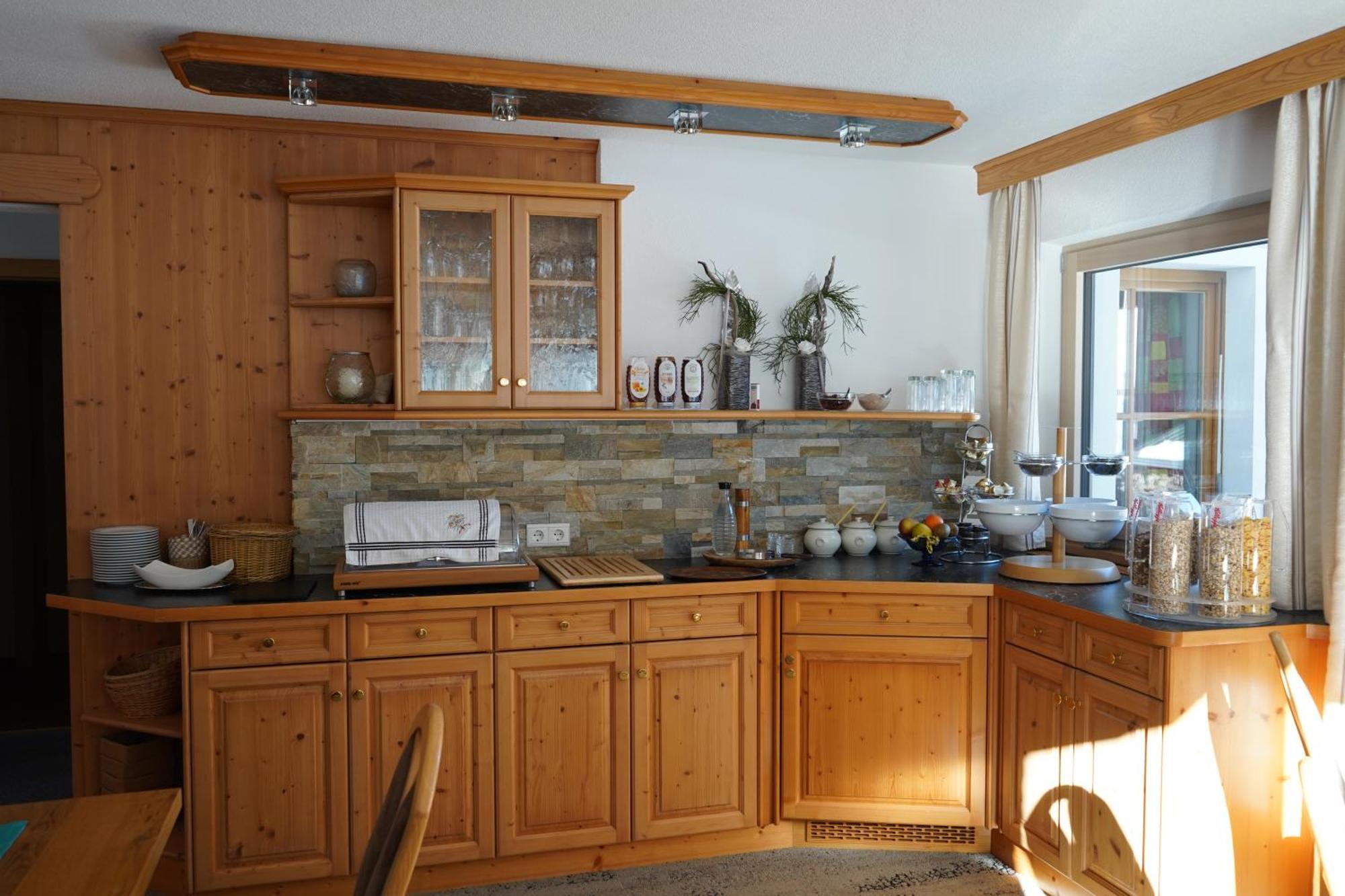 Alta Montagna Bed & Breakfast Mathon Bagian luar foto